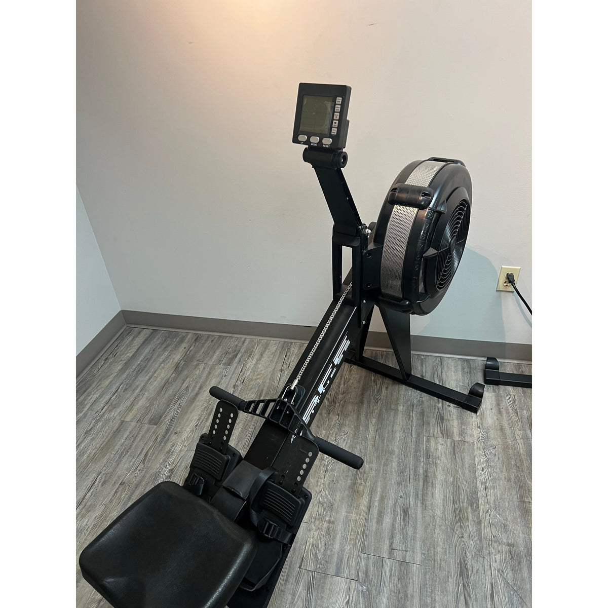 Sports & Fitness Exchange Air Rowing Machine Elite