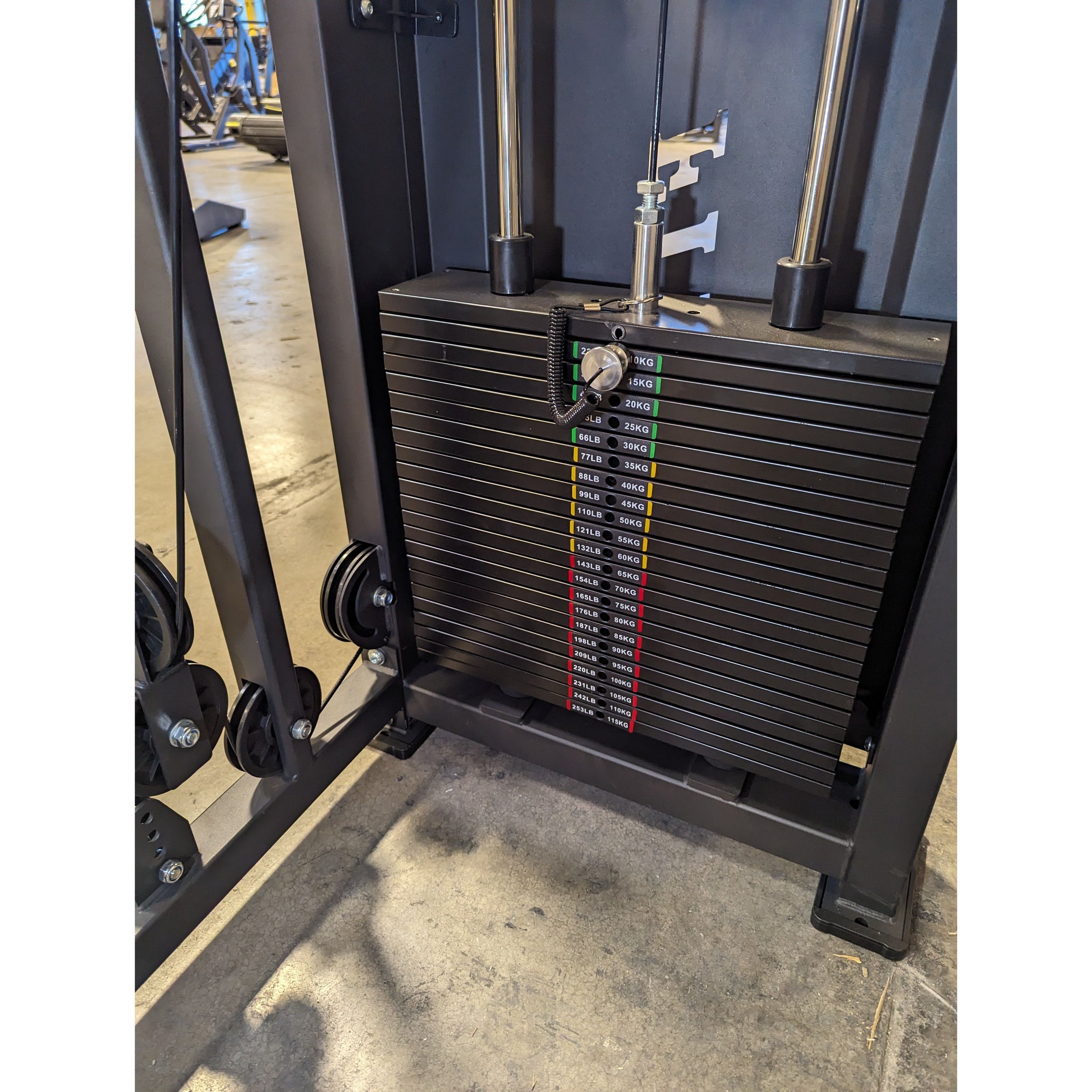 Sports & Fitness Exchange Lateral Raise Delt Selectorized Machine