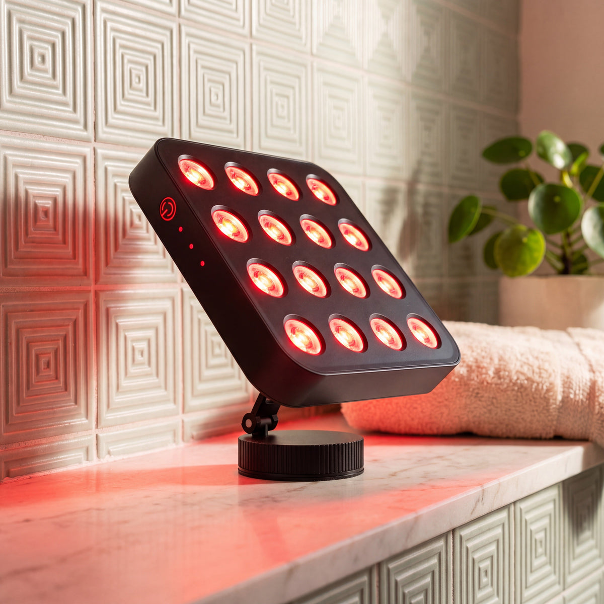 SaunaBox Red Light Shower Lamp